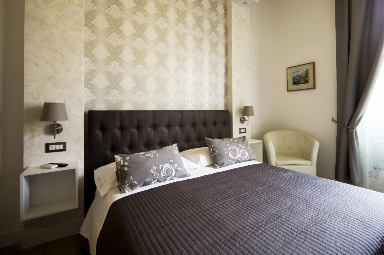 Residenza Tupini, S.Pietro Suites Рим Екстер'єр фото