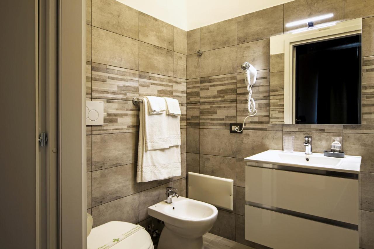 Residenza Tupini, S.Pietro Suites Рим Екстер'єр фото